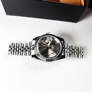 Venta Directa de Fábrica, Relojes Mecánicos Redondos para Hombre con Movimiento Automático Nh35 de Acero Inoxidable Plateado - Product Image 1