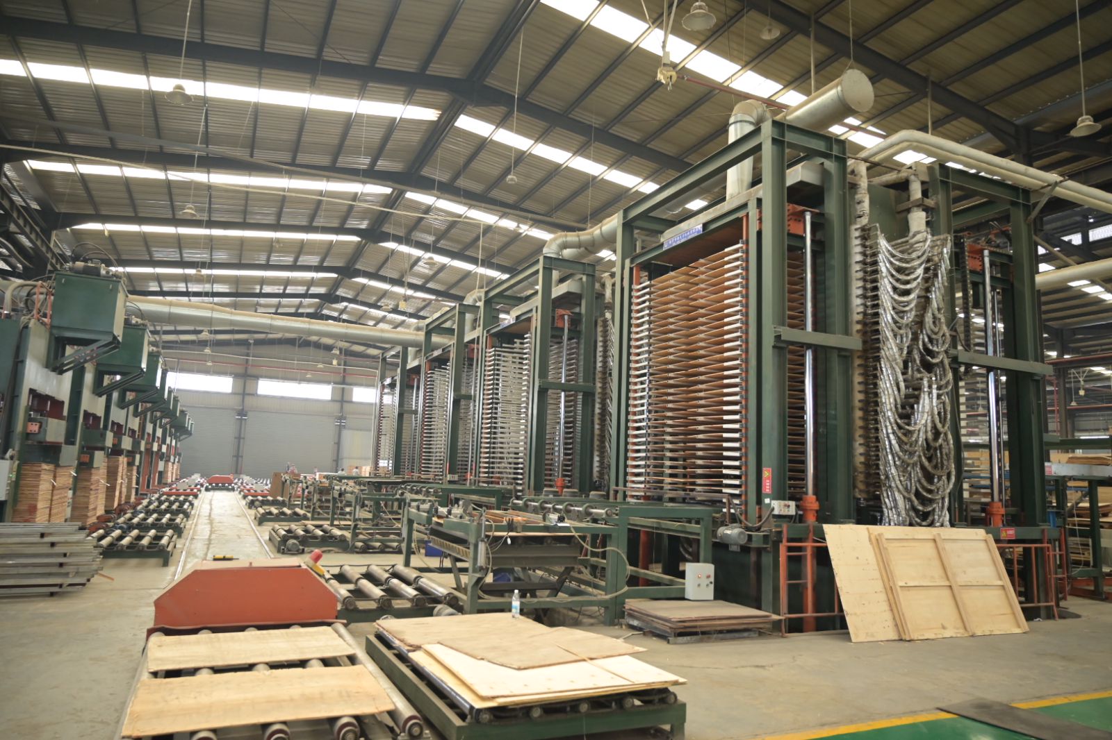 self adhesive wallpaper tiles