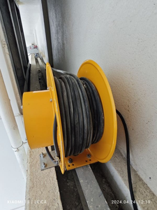 Carrete de cable retráctil de resorte para equipos industriales, grúas eléctricas y carrores planos, con anillo colector de cobre y colector de escobillas de carbón - Product Image 4