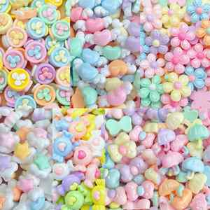 Mini Ciondoli in Resina a Forma di Caramella, Fiore, Fiocco, Zampa, Ombrello per Decorazione Unghie e Cover Telefono - Product Image 1