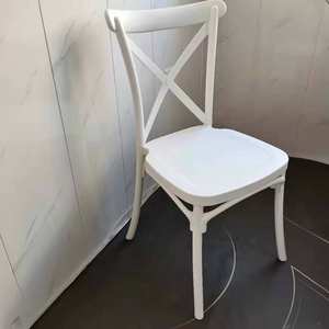 Chaises de salle à manger empilables en plastique, design classique français, dossier haut en X, pour l'intérieur et l'extérieur des restaurants, vente en gros - Product Image 4