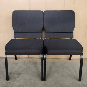 Chaise d'église en tissu noir avec dossier rembourré et structure en métal noir robuste pour auditorium, salle de conférence, lieu de culte - Product Image 1