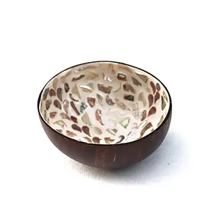 Natural Coconut Shell Bowl Wholesale In Bulk Coconut Salad Bowl made in China