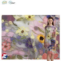 Tissu en tulle tricoté brodé de fleurs colorées |   Polyester/Métallique/Coton Léger pour Robes de Mariage et Tenues Romantiques