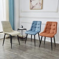 Chaise de salle à manger de luxe légère Mobilier commercial Chaise à coussin en éponge en cuir Chaise de restaurant en cuir microfibre en métal