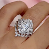 Bagues élégantes pour femmes Noble Lady bijoux en laiton Zircon brillant accessoires de luxe pour la cérémonie d'anniversaire de fiançailles