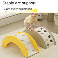 Ensemble table et chaise d'étude pour enfants Vsuch avec jouet d'escalade en forme d'arche, mobilier multifonctionnel pour tout-petits pour salle de jeux