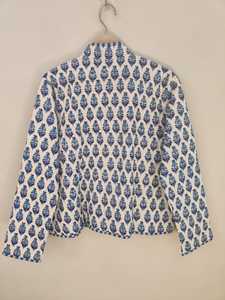 เสื้อแจ็คเก็ตผ้าฝ้ายลายดอกไม้แบบสองด้านสำหรับผู้หญิง สไตล์แฟชั่น งานปักคันธา เหมาะสำหรับฤดูหนาวและฤดูร้อน สไตล์โบฮีเมียน แบบยาวและแบบสั้น - Product Image 6