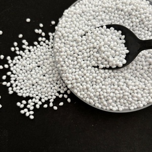 Granules en PET de qualité alimentaire très transparents IV0.78-0.82 de granulés spéciaux pour bouteilles d'eau minérale - Product Image 5