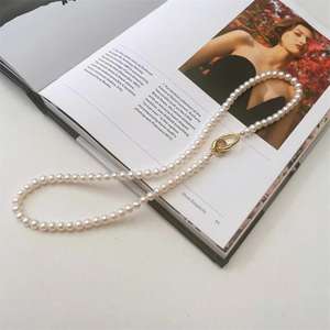 Collar de Perlas de Agua Dulce Estilo Zhizhen, Moderno, Relajante y Casual con Cierre de Plata Pura para Bebé - Product Image 1