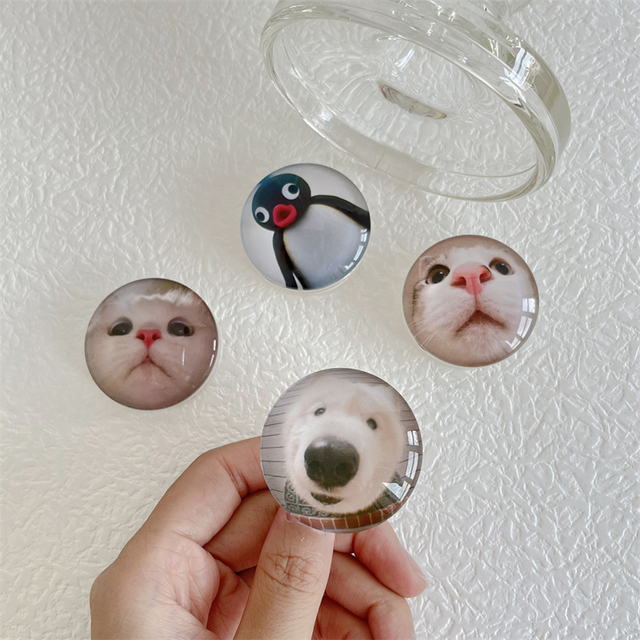 Factory Custom Cute Animal Head Mobile Phone Holder Puppy Head Phone Grip Popular Crystal Ball Phone Socket Custom Logo
