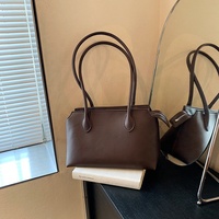 Sac fourre-tout rétro haut de gamme minimaliste pour femme, nouvelle collection printemps, en cuir PU de luxe, fermeture éclair, grande capacité 17L, poignée unique