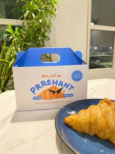 Boîte de rangement alimentaire jetable en forme de maison <span class=keywords><strong>pour</strong></span> animaux de compagnie (chiens et chats) avec fenêtre transparente, idéale <span class=keywords><strong>pour</strong></span> les friandises, les gâteaux et les plats à emporter de boulangerie - Product Image 6