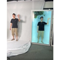 Vitrine publicitaire holographique 3D de 86 pouces grandeur nature avec interaction tactile IA et tube holographique