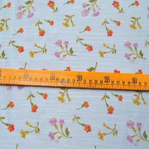 Haute qualité imprimé petite fleur bleu clair Floral doux belle impression <span class=keywords><strong>soie</strong></span> coton tissu pour femmes vacances robe vêtements - Product Image 4