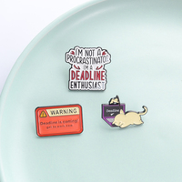 Set de pines de esmalte divertidos para entusiastas de las líneas de tiempo, con diseños de gato, error de computadora portátil y señal de advertencia, insignia de solapa para oficina