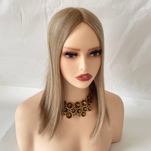 Topper de Cabello Humano Virgen 5.5x6.5 con Base Mono y 4 Clips, Atado a Mano para Mujeres - Product Image 2