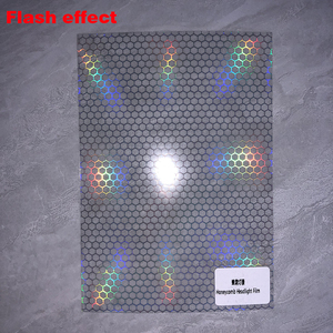 Nuovo arrivo autoadesivo in vinile rotolo olografico per animali domestici <span class=keywords><strong>a</strong></span> nido d'ape per fanale posteriore resistente all'acqua lucido - Product Image 3