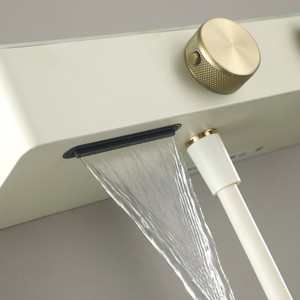 Robinet <span class=keywords><strong>de</strong></span> <span class=keywords><strong>baignoire</strong></span> multifonctionnel blanc crème <span class=keywords><strong>pour</strong></span> appartement, ensemble <span class=keywords><strong>de</strong></span> <span class=keywords><strong>douche</strong></span> mural en laiton avec étagère <span class=keywords><strong>de</strong></span> rangement et douchette à main - Product Image 4