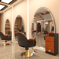 Miroir LED commercial moderne en cuir pour salon, simple et double face, à poser au sol ou à fixer au mur, idéal pour les salons de coiffure, la permanente et la coloration.