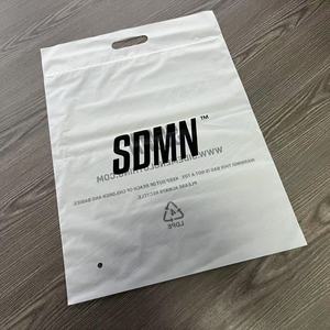 Chất lượng cao <span class=keywords><strong>LDPE</strong></span> thân thiện với môi rõ ràng nhựa <span class=keywords><strong>Ziplock</strong></span> túi bao bì cho vớ cho rõ ràng Túi - Product Image 1