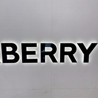 Letreros de metal 3D de alto brillo Personajes luminosos Led personalizados letrero iluminado letrero de letra de canal 3D