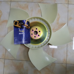 Aspas del Ventilador de Refrigeración del Motor Diésel 4HK1 para Excavadora ZAX200-3 898018-5070 8980185070  8-98018507-0 - Product Image 1