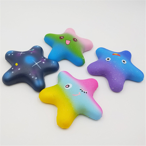 Offre Spéciale du marché européen Mousse PU et PVC Étoiles d'observation des étoiles Jouets anti-stress géants à couleurs changeantes pour les enfants de 5 à 7 ans - Product Image 1