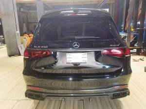 Kit <span class=keywords><strong>de</strong></span> carrocería estilo LD para Mercedes-Benz GLS63 AMG 2021: Labio delantero, embellecedor <span class=keywords><strong>de</strong></span> <span class=keywords><strong>rueda</strong></span>, difusor trasero, alerón superior y capó. - Product Image 2