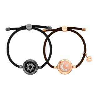 <span class=keywords><strong>Pulsera</strong></span> de Joyería Fina Sol y Luna <span class=keywords><strong>Totwoo</strong></span> <span class=keywords><strong>Pulsera</strong></span> <span class=keywords><strong>Inteligente</strong></span> con Luz y Vibración para Parejas a Larga Distancia Cuerda Milanesa - Product Image 6