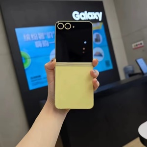 โทรศัพท์ Z Flip 6 ปลดล็อคแท้ 100% รองรับ 5G LTE Deca Core CDMA หน้าจอ 6.7 นิ้ว ระบบปฏิบัติการ Android 15 แบตเตอรี่ 3500-3999mAh ภาษาสเปน/อังกฤษ/ฝรั่งเศส ราคาถูก - Product Image 2