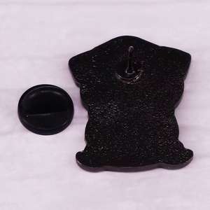 Lindo Pug enfermera broche médico Cruz Roja perro Pin emergencia temática Animal joyería para trabajadores de la salud amantes de las mascotas fundido - Product Image 3