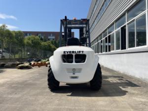 EVERLIFT Carretilla Elevadora Todoterreno Pequeña, Todoterreno, 4x4, Diésel, Heli, 3-5 Toneladas - Product Image 5