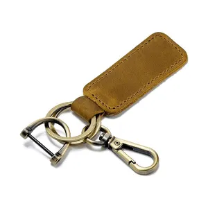 남성과 여성을위한 가죽 자동차 키 체인 홀더 범용 열쇠 고리 고리 나사 드라이버가있는 카라비너 클립이있는 열쇠 고리 액세서리