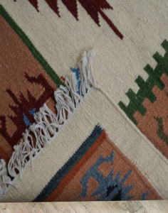 Vente en gros 100% coton Design unique métier à tisser à la main doux multi-usages tapis pour un usage régulier à la main indien laine tapis - Product Image 3