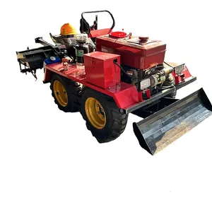 Kleine Tractoren Op Rupsbanden Verkopen In Landbouwgrond. Sleuf-En Bemestingsmachines Zijn Landbouwmachines