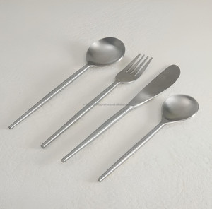 Juego de cubiertos de acero inoxidable y Plata mate 18/10 de lujo al por mayor, cubiertos y tenedores de diseño moderno de alta calidad para fiestas - Product Image 4