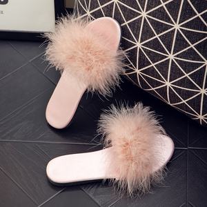 Nuevas zapatillas peludas rojas para mujer para Primavera Verano bodas dama <span class=keywords><strong>de</strong></span> honor mañana <span class=keywords><strong>bata</strong></span> <span class=keywords><strong>zapatos</strong></span> a juego hogar una pieza Dropshipping - Product Image 3