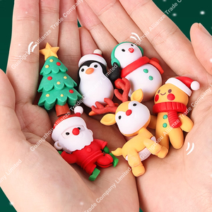 Gomme à effacer en forme de sapin de Noël, dessin animé, amovible et nettoyable, moins abrasive, papeterie pour enfants - Product Image 4