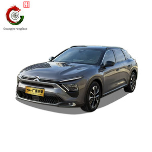 Citroën Versailles C5X 2024 Usado, Sedán con Volante a la Izquierda, Motor Turbo de Gasolina, Transmisión Automática, Portaequipajes de Aluminio en el Techo - Product Image 1