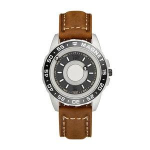 EUTOUR E026 Orologio da Polso al Quarzo con Movimento Magnetico, Cinturino in Pelle e Tela, Design Innovativo con Sfera Magnetica in Lega Rotonda - Product Image 4