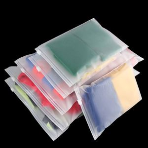 ถุงซิปล็อคพลาสติก PVC แบบฝ้าพิมพ์โลโก้ตามสั่ง ได้รับการรับรองมาตรฐาน GRS EN15343 สำหรับบรรจุภัณฑ์เสื้อผ้า เครื่องสำอาง และชุดว่ายน้ำ - Product Image 3
