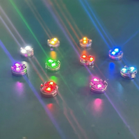 Lampu LED Kontrol Magnetik Warna-warni Model DIY RGB Dapat Berubah Sensor Mini Tersembunyi USB Isi Ulang Gundam Diorama