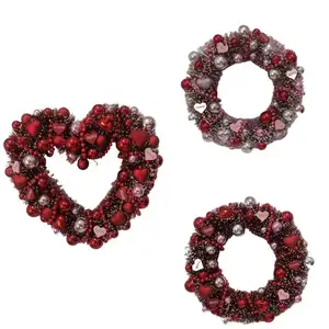 Garland Decorated Valentine's Day Wall Decorations Festive Atmosphere