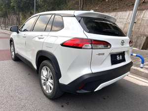 Toyota <span class=keywords><strong>Corolla</strong></span> Cross 2.0L CVT Automatique SUV d'occasion authentique <span class=keywords><strong>2023</strong></span> – Véhicule d'occasion de marque japonaise de confiance avec historique d'entretien complet - Product Image 4