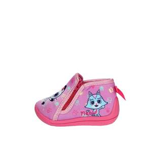 Pantuflas de invierno para niñas Gabby's Dollhouse, color fucsia, talla 26, estampado animal, suela suave - Product Image 1