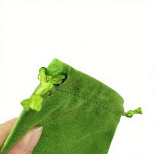 Bolsas de Terciopelo Suave con Cordón para Perfumes, Bolsitas Personalizadas con Logotipo para Regalos de Cosméticos y Joyería, para Frascos de Fragancia - Product Image 1