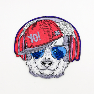 Pamaheart Tùy Chỉnh Tên Thêu 3D Hoa Vá Twill Vải Sắt Trên Phong Cách Với Móc Vòng Tùy Chọn Cho Hàng May Mặc PVC Phong Cách - Product Image 6