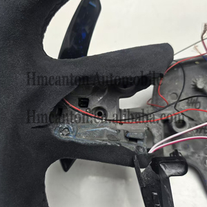 Volante Deportivo de Fibra de Carbono Forjado con Luces LED, Compatible con Cadillac CT4 CT5 - Product Image 4