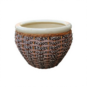 Maceta rústica de ratán tejido con revestimiento interior de cerámica para decoración de jardines o plantar árboles en escritorios. - Product Image 3